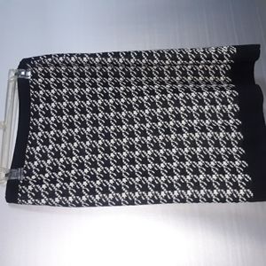 Charles Vogele Size M (SKU 321)